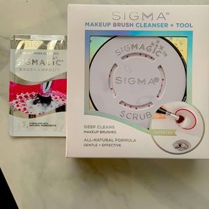 Sigma makeup brush cleanser & tool